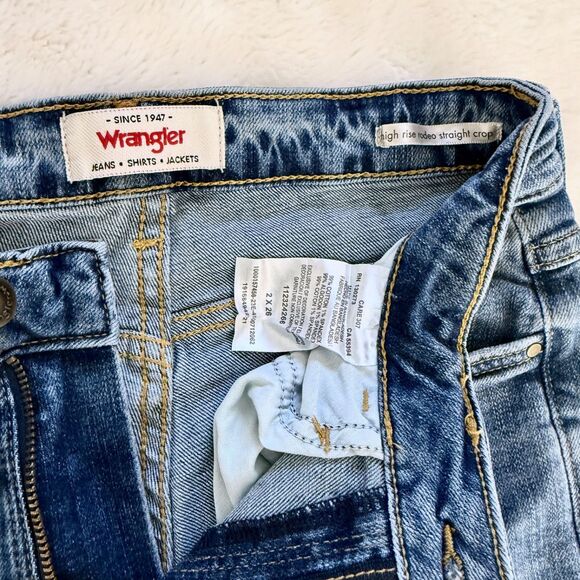 Wrangler Women High-Rise Rodeo Straight Leg Crop Jean Medium Wash Size 26 Blue 2 - Picture 11 of 11